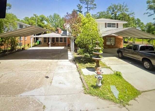 Property at 4000 Oak Ave, Gulfport, MS 39507, 4 beds, 3 baths