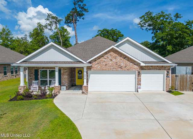 Property at 7006 Crawford Dr, Long Beach, MS 39560, 4 beds, 3 baths