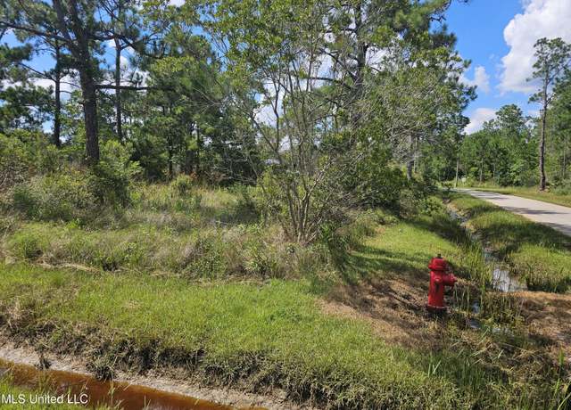 Property at 141 Ruby St, Bay Saint Louis, MS 39520