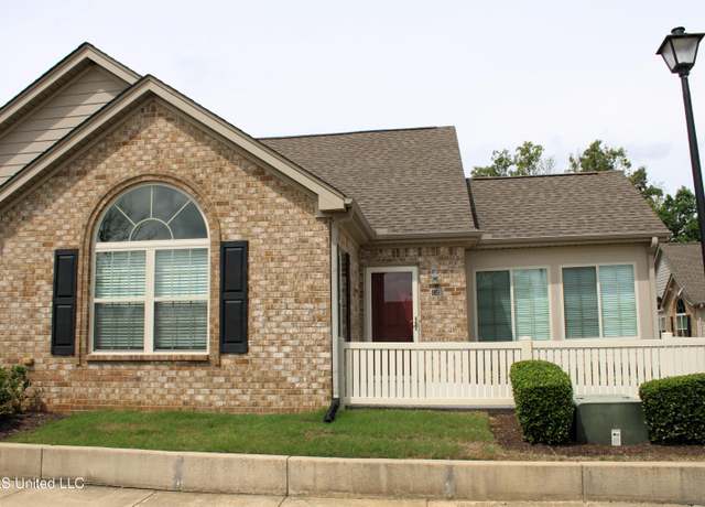Property at 8651 Parkview Oaks Cir, Olive Branch, MS 38654, 2 beds, 2 baths