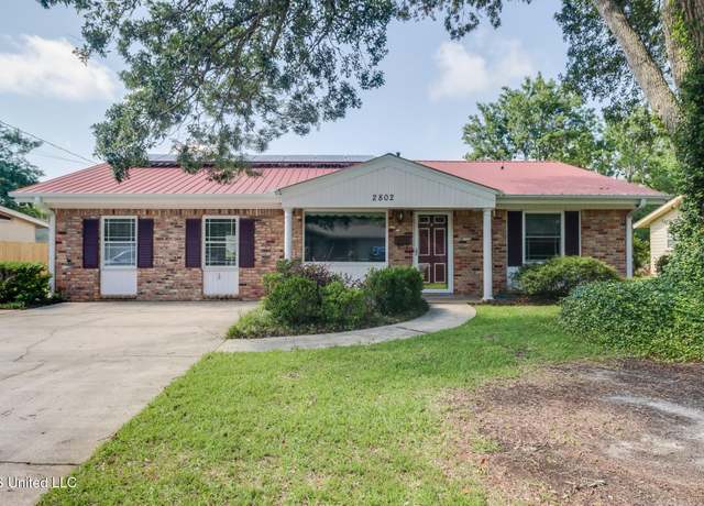 Property at 2802 Ridgewood Ave, Pascagoula, MS 39567, 4 beds, 2 baths