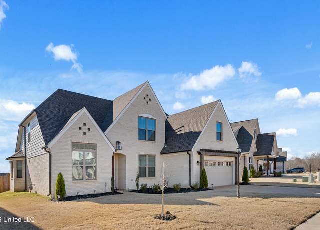 Property at 13511 Birch Bnd, Olive Branch, MS 38654, 5 beds, 3 baths