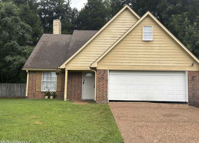 Property at 6041 W Allen Pkwy, Olive Branch, MS 38654, 4 beds, 2 baths