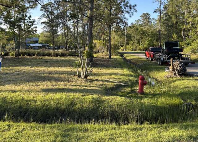 Property at 142 Ruby St, Bay Saint Louis, MS 39520
