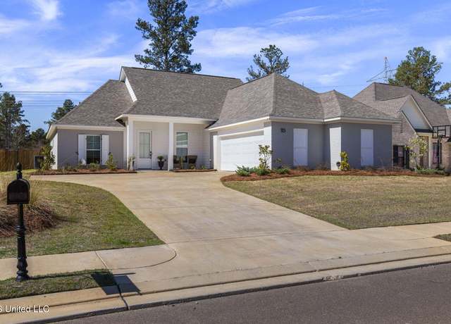 Property at 115 Lakecrest Dr, Madison, MS 39110, 3 beds, 2.5 baths