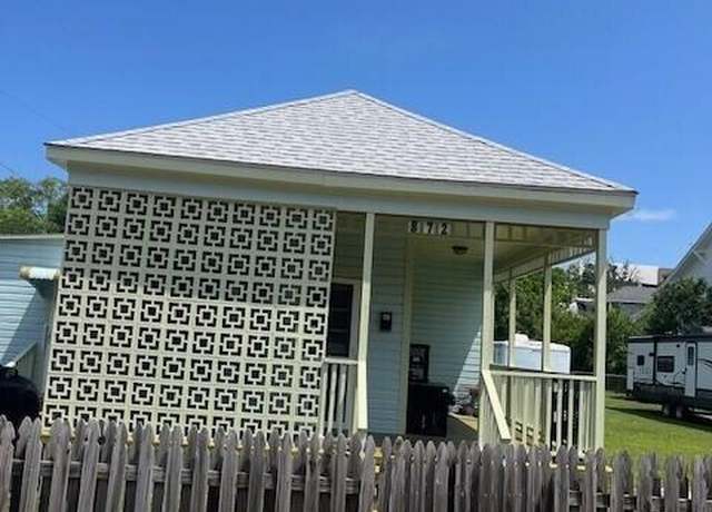Property at 128 Thomas St, Biloxi, MS 39530, 3 beds, 2 baths