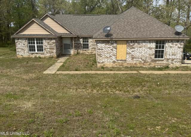 Property at 2212 Ms-178, Holly Springs, MS 38635, 3 beds, 2 baths