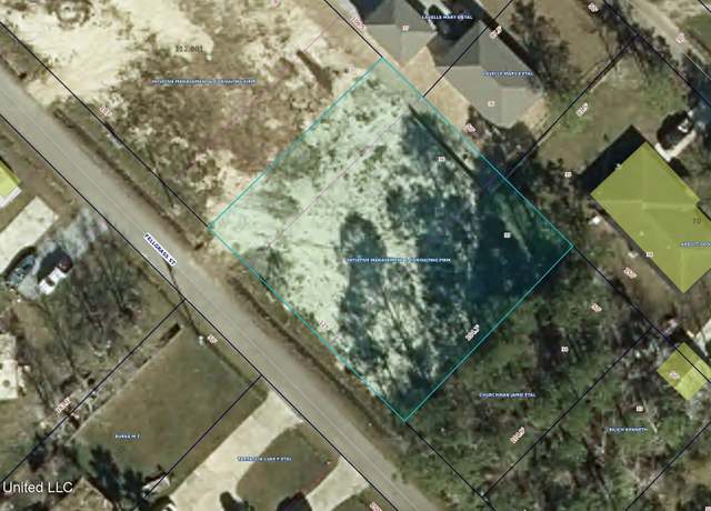 Property at 641 Fellgrass St, Waveland, MS 39576