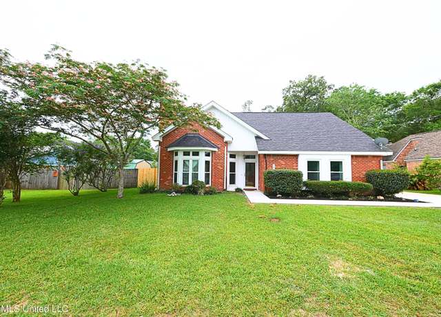 Property at 7869 Hilo Way, Diamondhead, MS 39525, 3 beds, 2 baths