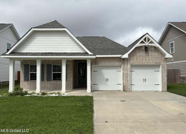 Property at 10443 W Landon Green Cir, Gulfport, MS 39503, 3 beds, 2 baths