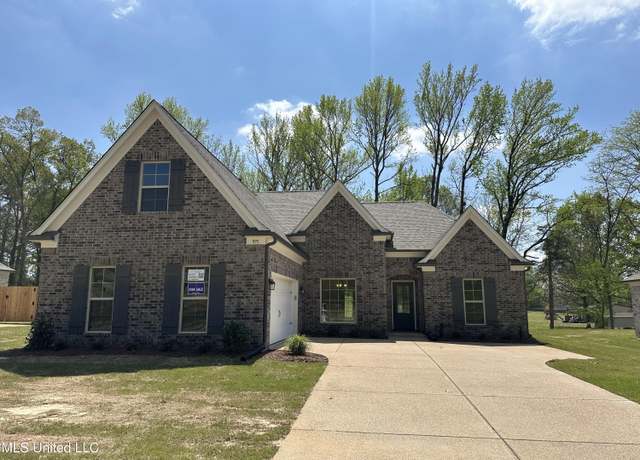 Property at 971 Collie Dr, Hernando, MS 38632, 4 beds, 2 baths