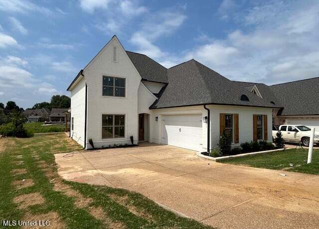 Property at 1663 Ryker Rd, Southaven, MS 38671, 5 beds, 3 baths