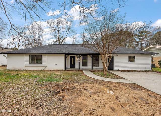 Property at 206 Indian Mound Rd, Clinton, MS 39056, 4 beds, 2 baths