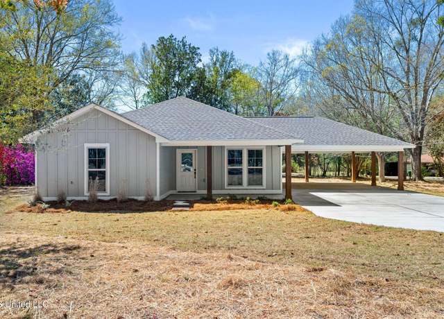 Property at 10120 Isle Wood Dr, Vancleave, MS 39565, 3 beds, 2 baths