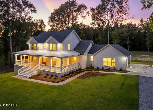 Property at 2723 Old Richton Rd, Petal, MS 39465, 4 beds, 4.5 baths