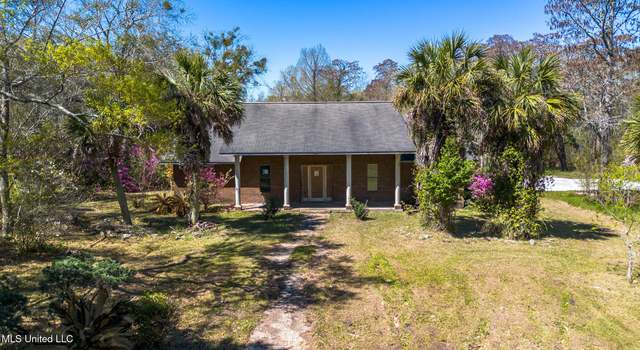 Photo of 1305 Pine St, Gulfport, MS 39507