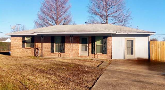 Photo of 901 North St, Cleveland, MS 38732