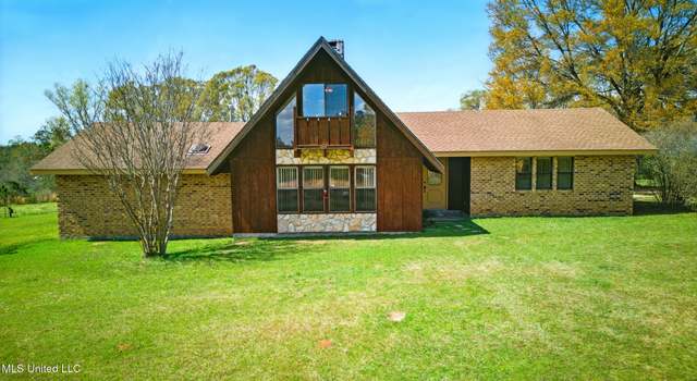 Photo of 1273 Hilt Fornea Rd, Poplarville, MS 39470
