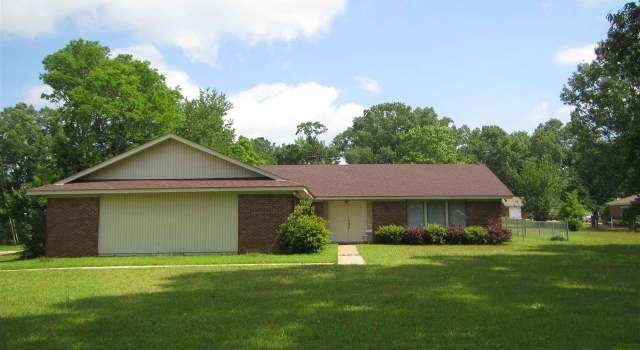 Photo of 5074 Kaybrook Dr, Byram, MS 39272