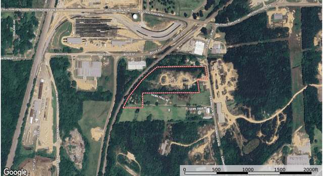 Photo of 979 NE Sawmill Ln, Brookhaven, MS 39601