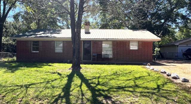Photo of 206 Shields Ave, Pelahatchie, MS 39145