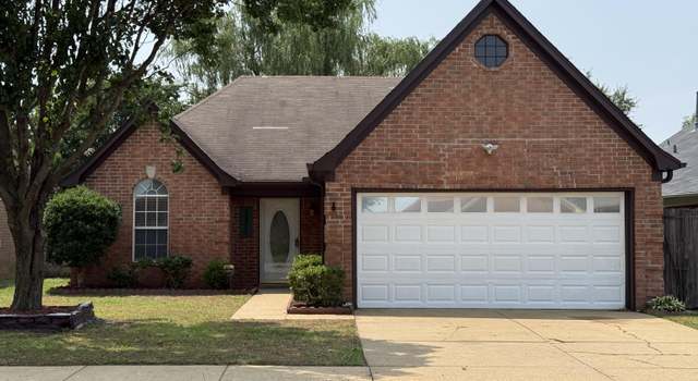 Photo of 8373 Clubview Drive Dr, Olive Branch, MS 38654