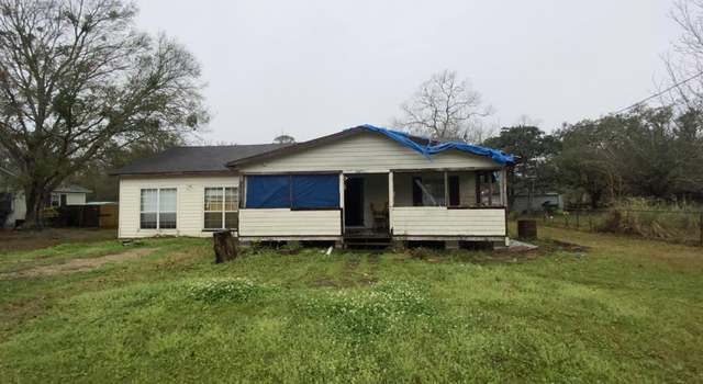Photo of 5025 East St, Moss Point, MS 39563