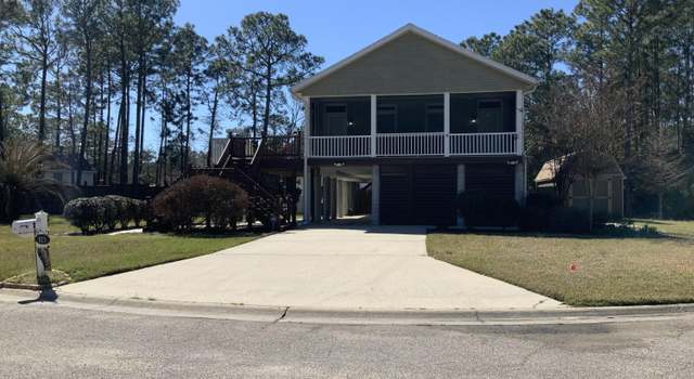 Photo of 815 Deer Trail Ln, Pass Christian, MS 39571