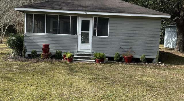 Photo of 7101 Barnes Rd, Moss Point, MS 39563
