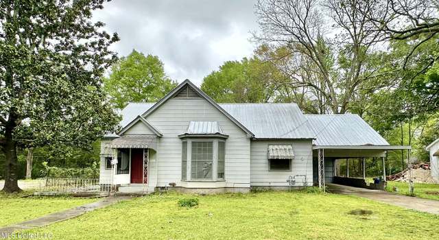 Photo of 77 Carr St, Louisville, MS 39339