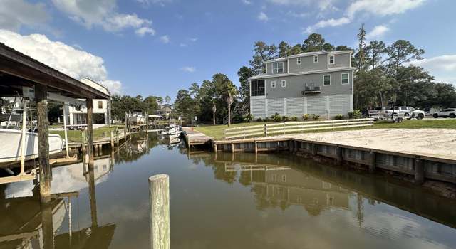 Photo of 242 Fernwood Dr, Pass Christian, MS 39571