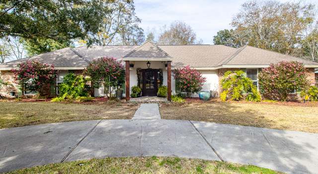 Photo of 7 Greenbriar Dr, Gulfport, MS 39507