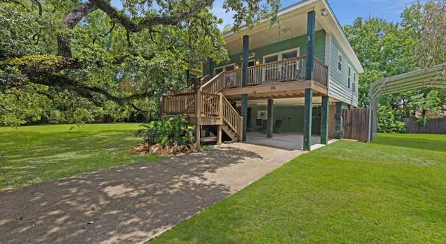 Photo of 316 Fink St, Waveland, MS 39576
