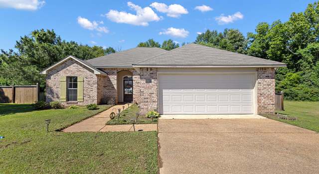 Photo of 217 Belle Chasse Cir, Jackson, MS 39272