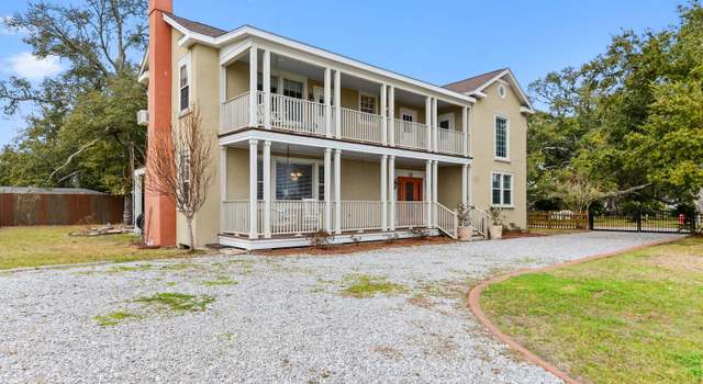 Photo of 510 N Beach Blvd, Bay Saint Louis, MS 39520