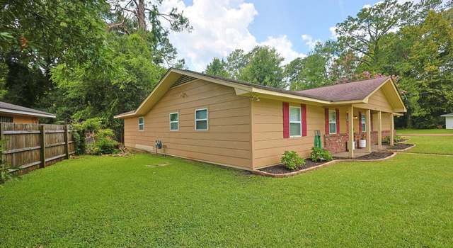 Photo of 3204 Bienville Dr, Jackson, MS 39212