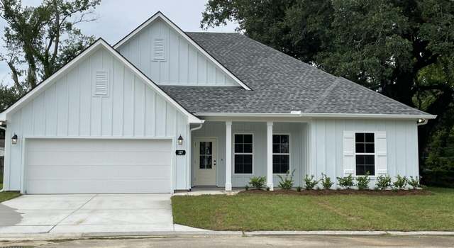 Photo of 127 Le Moyne St, Bay Saint Louis, MS 39520