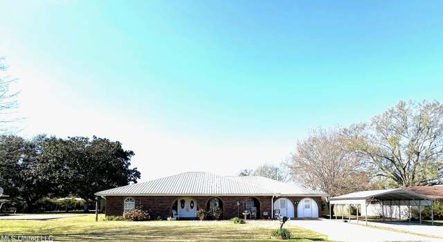 Photo of 206 Cedar St, Poplarville, MS 39470