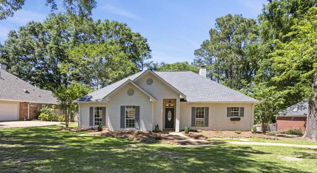Photo of 205 Woodrun Dr, Ridgeland, MS 39157
