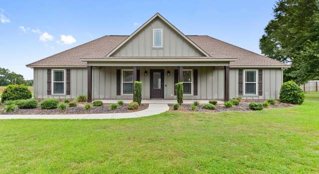 Photo of 121 Cottage Oaks Dr, Lucedale, MS 39452
