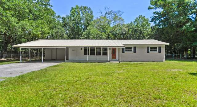 Photo of 3917 Wildwood Rd, Moss Point, MS 39562