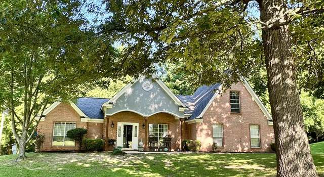 Photo of 6627 Lake Forest Dr W, Walls, MS 38680