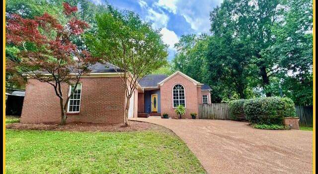 Photo of 118 Trianon St, Batesville, MS 38606