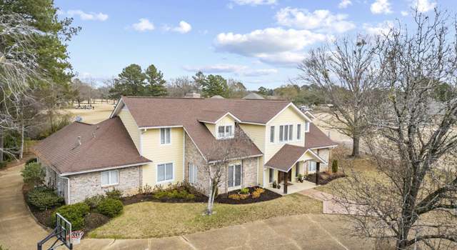 Photo of 502 Fawn Cv, Canton, MS 39046