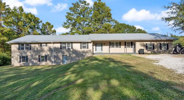 Photo of 41 E Pontotoc Ave, Potts Camp, MS 38659