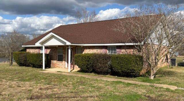Photo of 5215 Old Hillsboro Rd, Forest, MS 39074