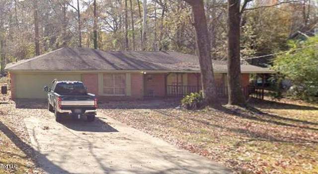 Photo of 865 Fairfax Cir, Jackson, MS 39211