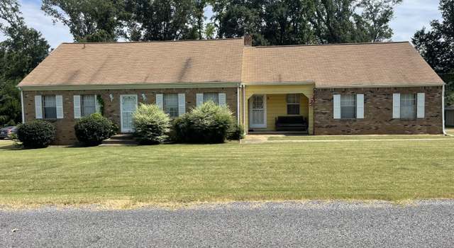 Photo of 57 Pamela Dr, Senatobia, MS 38668