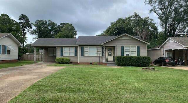 Photo of 2145 Second St, Natchez, MS 39120
