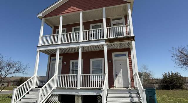 Photo of 2000 Magazine St, Ocean Springs, MS 39564